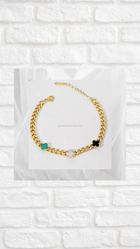 LOVELY BRACELET || 888
